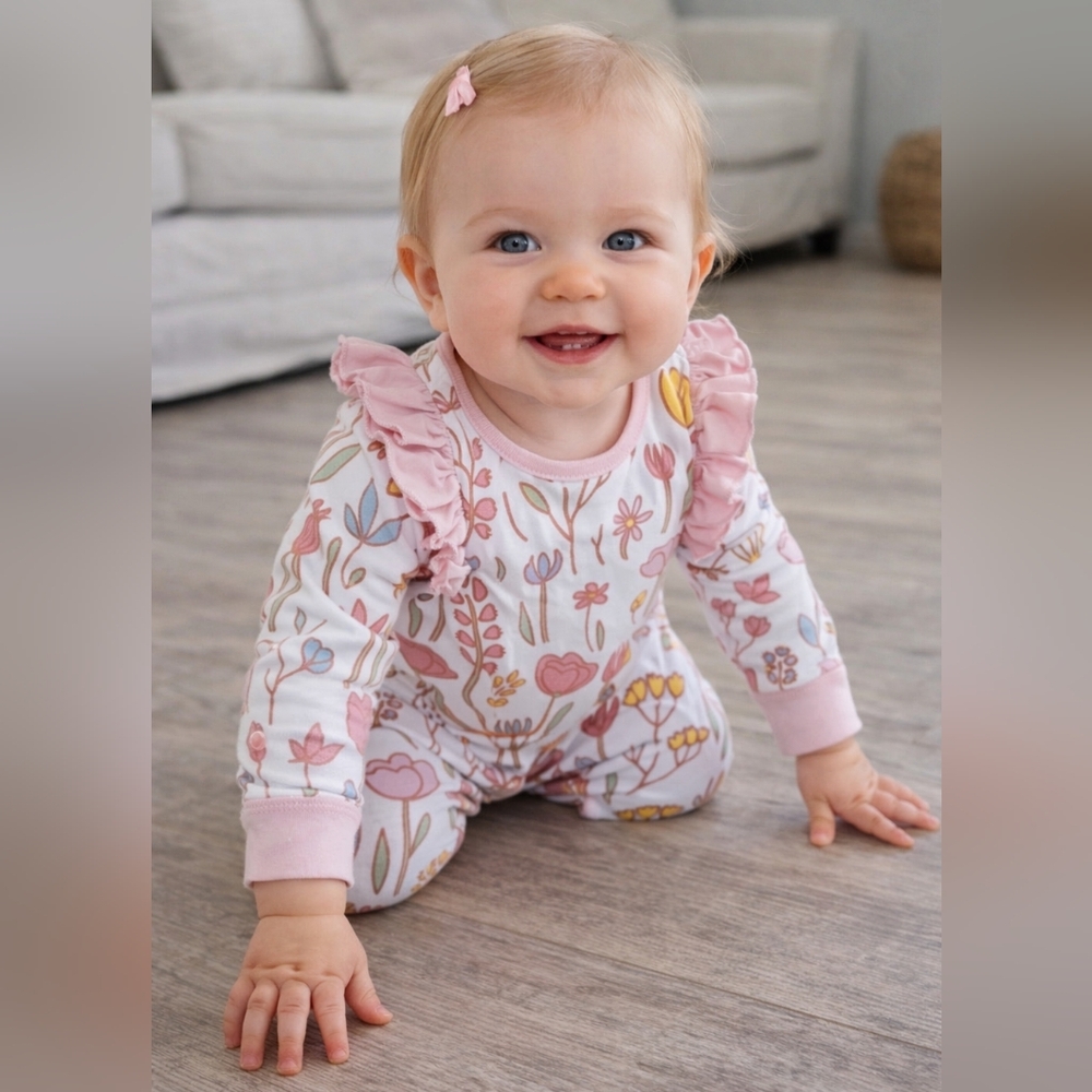 #1911 Pink & White Floral Ruffle Baby Romper Sz 6-9 M